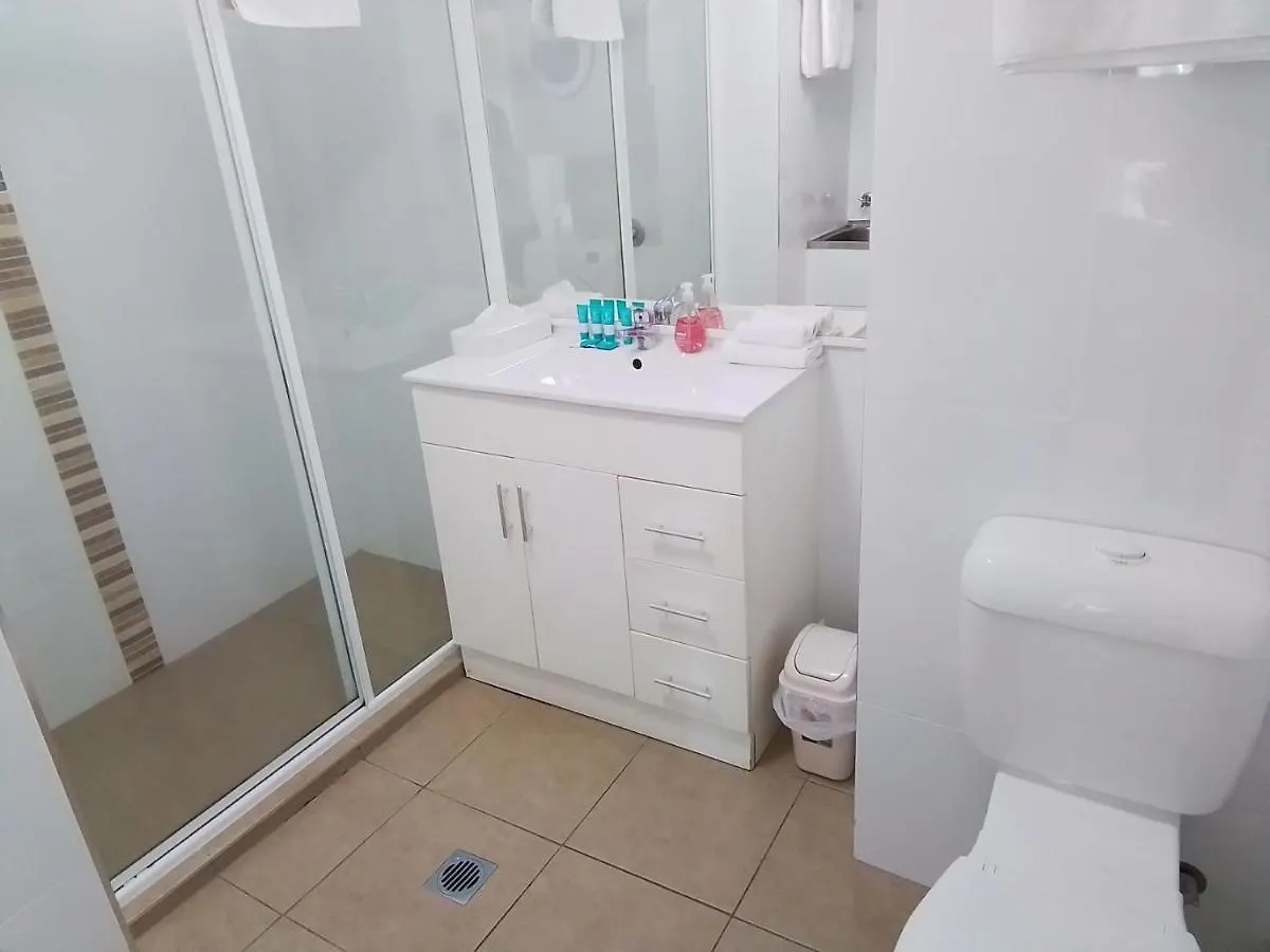 Aparthotel Hibiscus On The Beach Gold Coast