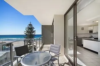 *** Aparthotel Hibiscus On The Beach Gold Coast Australia